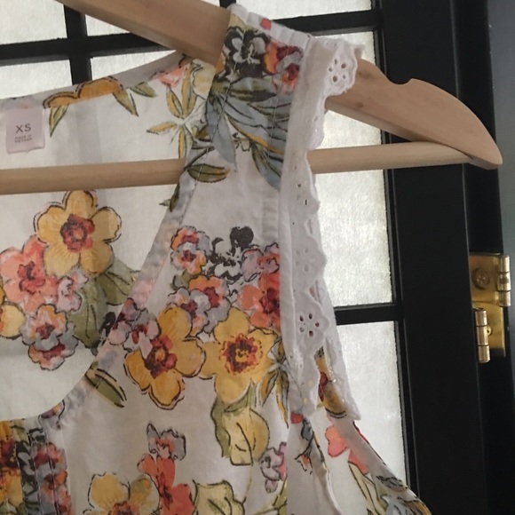 2/$15 Lauren Conrad top babydoll tank eyelet - Picture 3 of 7